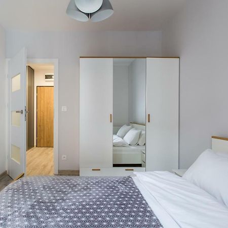 פוזנן Luksusowy Apartament Przy Targach מראה חיצוני תמונה